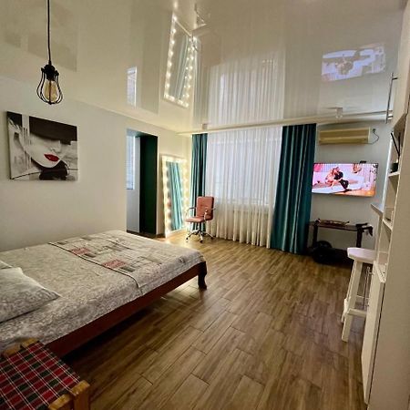 Studio Apartment Center Kremenchuk Luaran gambar