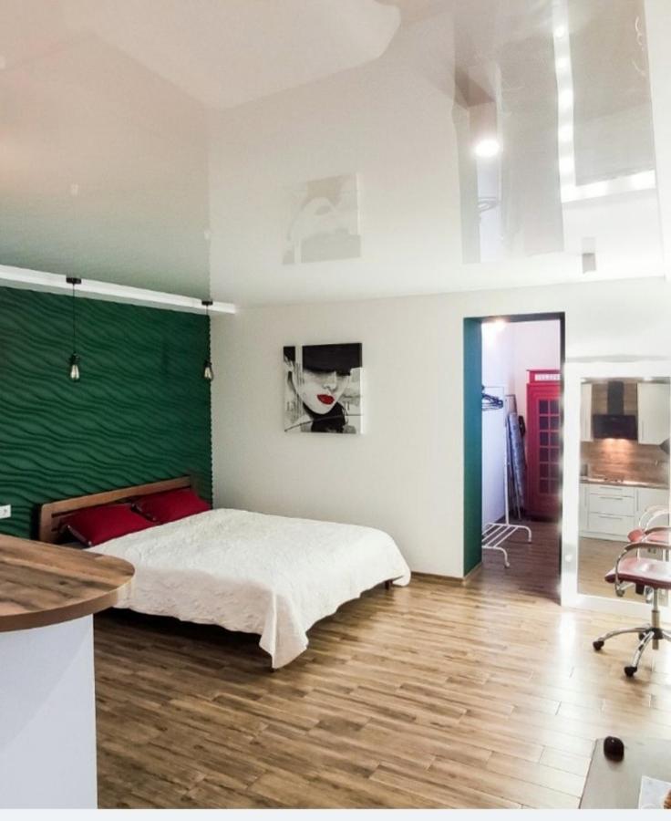 Studio Apartment Center Kremenchuk Luaran gambar
