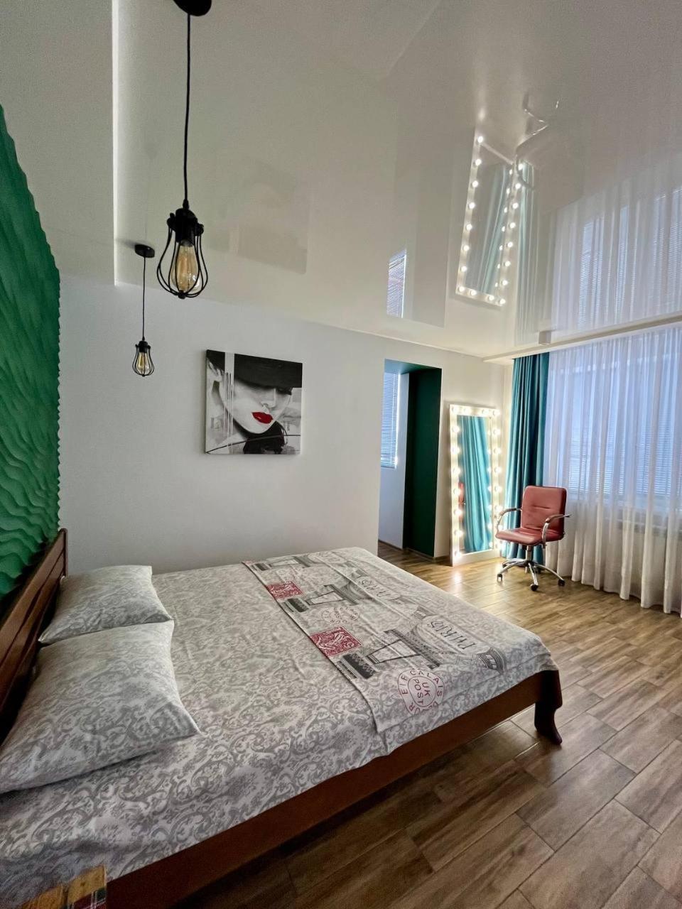 Studio Apartment Center Kremenchuk Luaran gambar